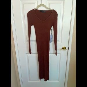 NWOT reddish brown long sleeve dress